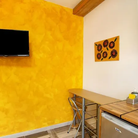 C 2 En Apartment